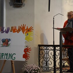 Margret Hofmann bei der Lesung