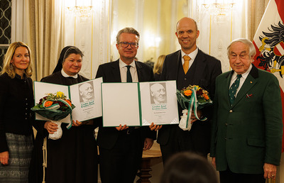 Christine Ruess, Bonaventura Holzmann, Generaloberin der Elisabethinen, Landeshauptmann Christopher Drexler, Elisabethinen-Geschäftsführer Christian Lagger und Gerald Schöpfer (v.l.)
