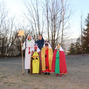 Sr. Maria begleitet Jahr für Jahr Sternsingergruppen durch Dobl