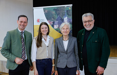v.l.n.r. Ernst Gödl, Nationalratsabgeordneter,  Antonia Herunter, Mitglied Bundesrat, Irmgard Griss, Juristin, Andreas Gjecaj, Präsident der Katholischen Aktion