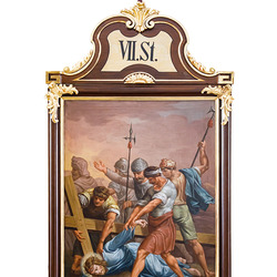 Jesus fällt zum zweiten Mal unter dem Kreuz.