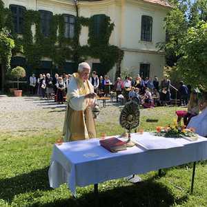 Fronleichnam unter schönem Himmel
